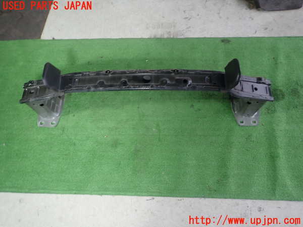 5UPJ-21841014]ランドローバー・ディスカバリー スポーツ(LC2NB)フロントバンパーホースメント 中古_m0001.jpg