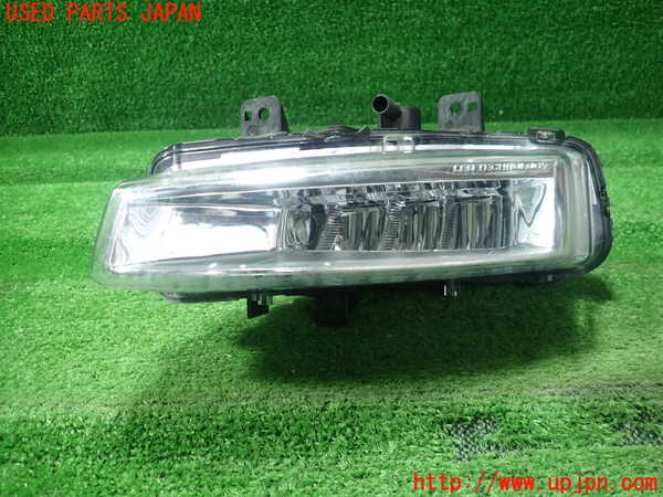 1UPJ-21841182]ランドローバー・ディスカバリー スポーツ(LC2NB)左フォグ 中古_m0001.jpg