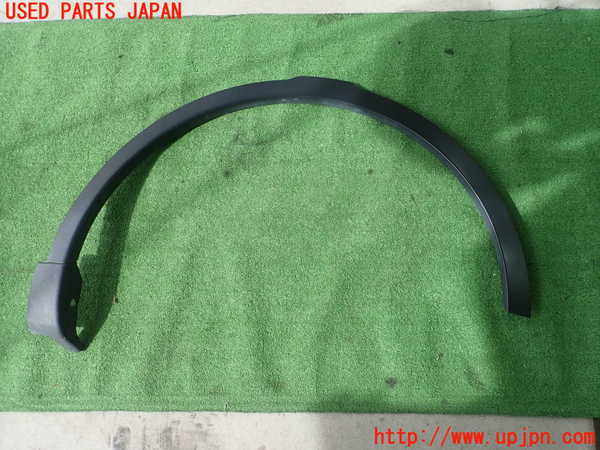 5UPJ-21841440]ランドローバー・ディスカバリー スポーツ(LC2NB)右前オーバーフェンダー 中古_m0001.jpg