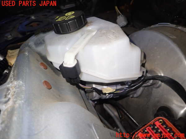 5UPJ-21844050]ランドローバー・ディスカバリー スポーツ(LC2NB)ブレーキマスターシリンダー 中古_m0001.jpg