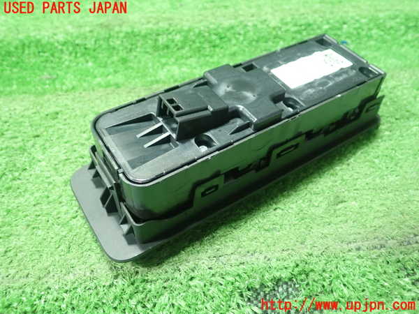 5UPJ-21846240]ランドローバー・ディスカバリー スポーツ(LC2NB)右前パワーウィンドウスイッチ 中古_m0003.jpg