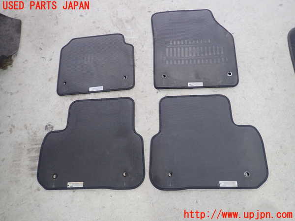 1UPJ-21847800]ランドローバー・ディスカバリー スポーツ(LC2NB)フロアマット 中古_m0002.jpg