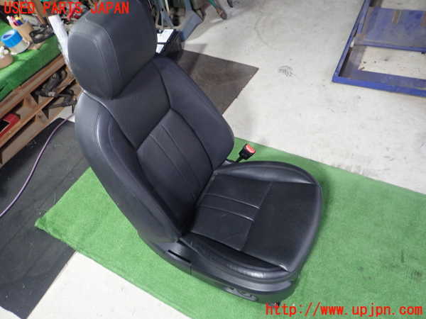 5UPJ-21847035]ランドローバー・ディスカバリー スポーツ(LC2NB)運転席シート 中古_m0001.jpg
