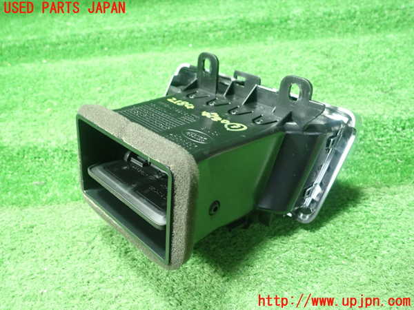 5UPJ-21847528]ランドローバー・ディスカバリー スポーツ(LC2NB)エアコン吹き出し口3 (左) 中古_m0003.jpg