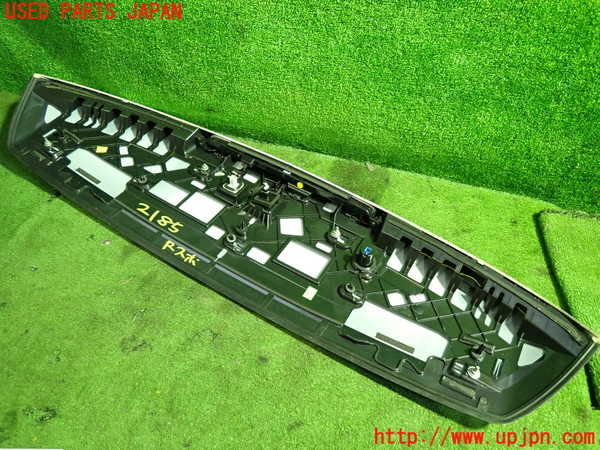 1UPJ-21851520]ベンツ CLA180 シューティングブレーク X117(117942)リアスポイラー 中古_m0004.jpg