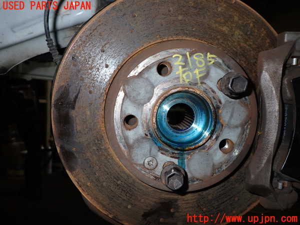 1UPJ-21854290]ベンツ CLA180 シューティングブレーク X117(117942)右フロントナックルハブ 中古_m0001.jpg