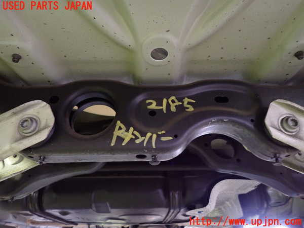 5UPJ-21855295]ベンツ CLA180 シューティングブレーク X117(117942)リアメンバー 中古_m0001.jpg