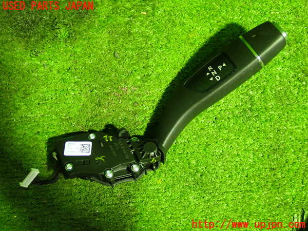 5UPJ-21857555]ベンツ CLA180 シューティングブレーク X117(117942)ATシフトレバー 中古_m0001.jpg