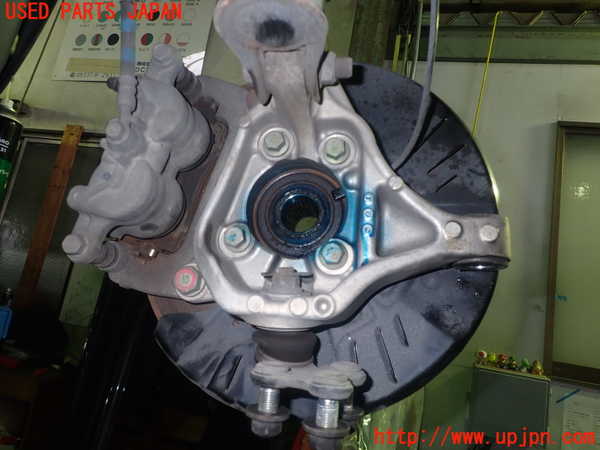 5UPJ-21864295]インプレッサ スポーツ(GT7)左フロントナックルハブ 中古_m0002.jpg