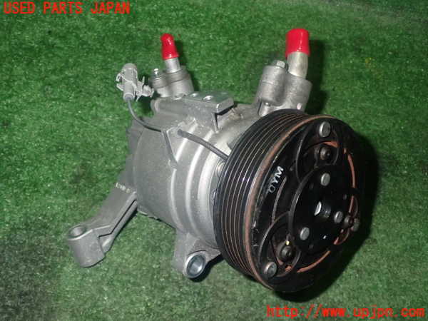 5UPJ-21866025]インプレッサ スポーツ(GT7)エアコンコンプレッサー 中古_m0002.jpg