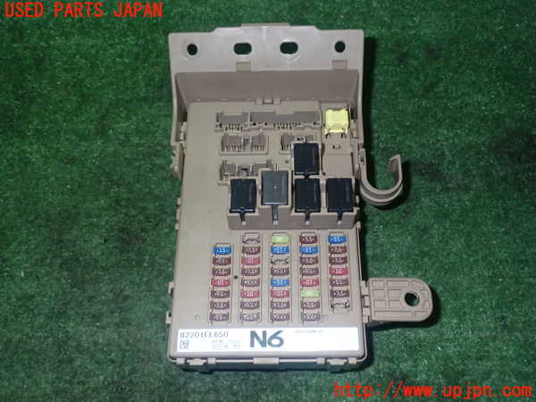 1UPJ-21866743]インプレッサ スポーツ(GT7)ヒューズボックス3 中古_m0001.jpg