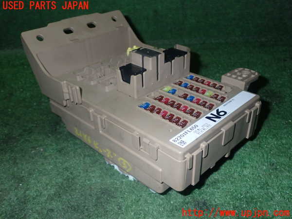 1UPJ-21866743]インプレッサ スポーツ(GT7)ヒューズボックス3 中古_m0002.jpg