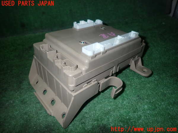 1UPJ-21866743]インプレッサ スポーツ(GT7)ヒューズボックス3 中古_m0003.jpg