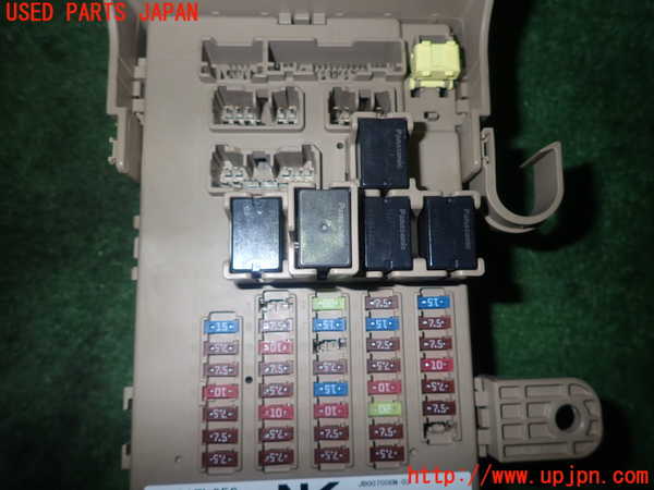 1UPJ-21866743]インプレッサ スポーツ(GT7)ヒューズボックス3 中古_m0004.jpg