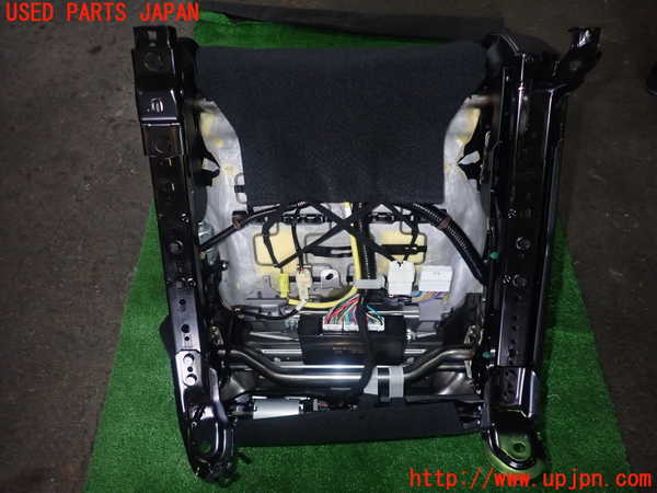 1UPJ-21867035]インプレッサ スポーツ(GT7)運転席シート 中古_m0005.jpg