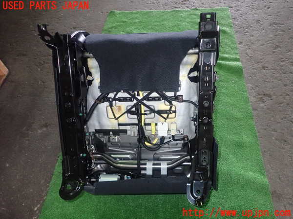 5UPJ-21867065]インプレッサ スポーツ(GT7)助手席シート 中古_m0005.jpg
