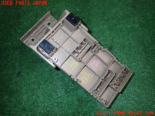 5UPJ-21876741]インプレッサ WRX-STi(GRB)ヒューズボックス1 中古_m0002.jpg
