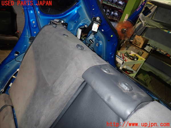5UPJ-21877385]インプレッサ WRX-STi(GRB)リアシート 中古_m0003.jpg