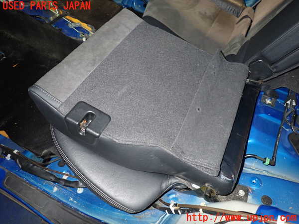 5UPJ-21877385]インプレッサ WRX-STi(GRB)リアシート 中古_m0004.jpg
