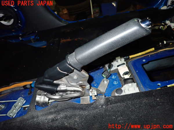 5UPJ-21877550]インプレッサ WRX-STi(GRB)サイドブレーキレバー 中古_m0001.jpg