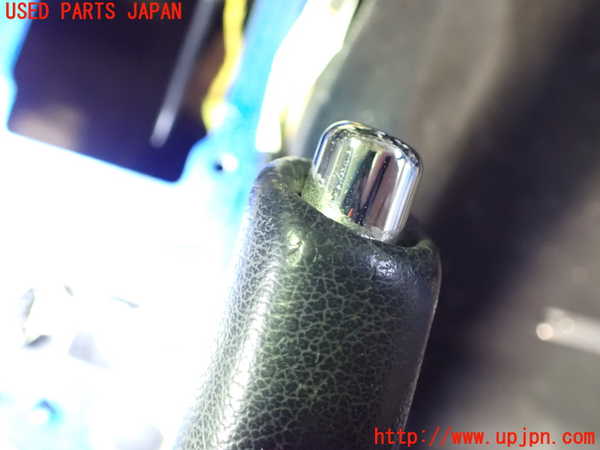 5UPJ-21877550]インプレッサ WRX-STi(GRB)サイドブレーキレバー 中古_m0003.jpg