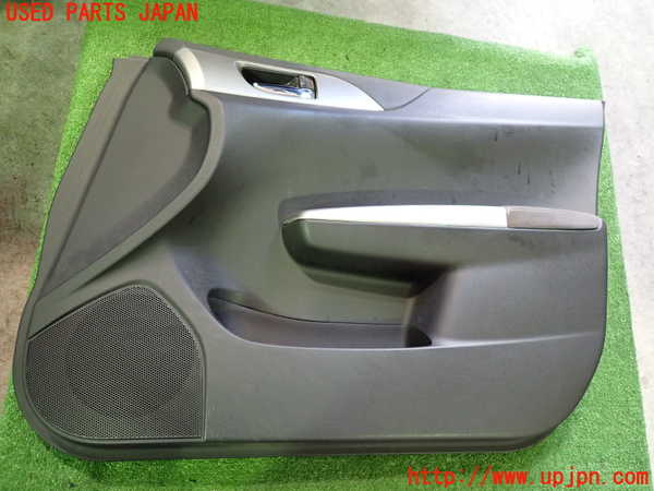 5UPJ-21871234]インプレッサ WRX-STi(GRB)右前ドア内張り 中古_m0001.jpg