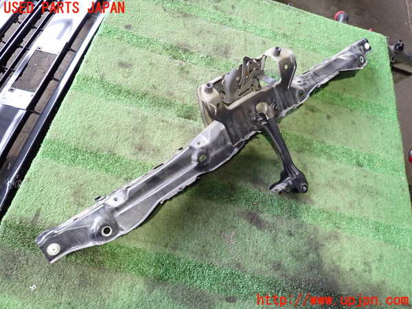 2UPJ-21891040]レジアスエース(ハイエース200系)(KDH201V)アッパーコアサポート 中古_m0001.jpg