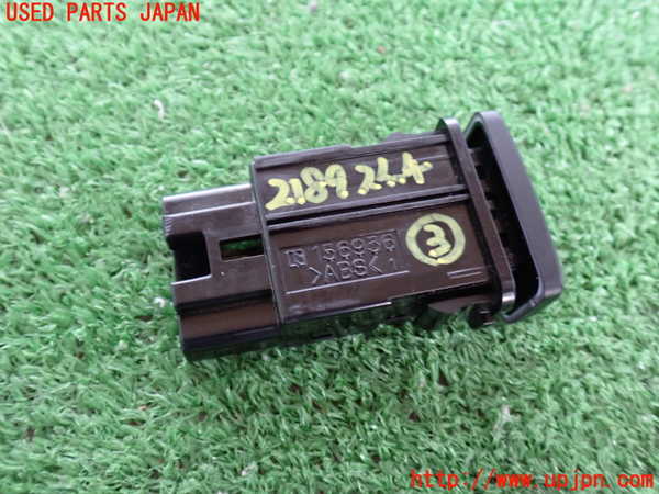 2UPJ-21896308]レジアスエース(ハイエース200系)(KDH201V)スイッチ3 (排ガス) 中古_m0002.jpg