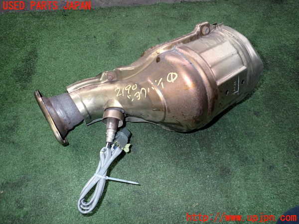 2UPJ-21902661]アウトランダーPHEV(GG3W)触媒1 中古_m0001.jpg