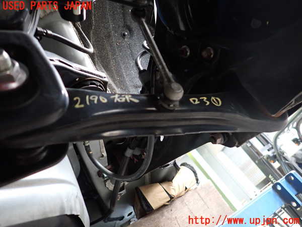 2UPJ-21905200]アウトランダーPHEV(GG3W)右リアロアアーム1 中古_m0001.jpg