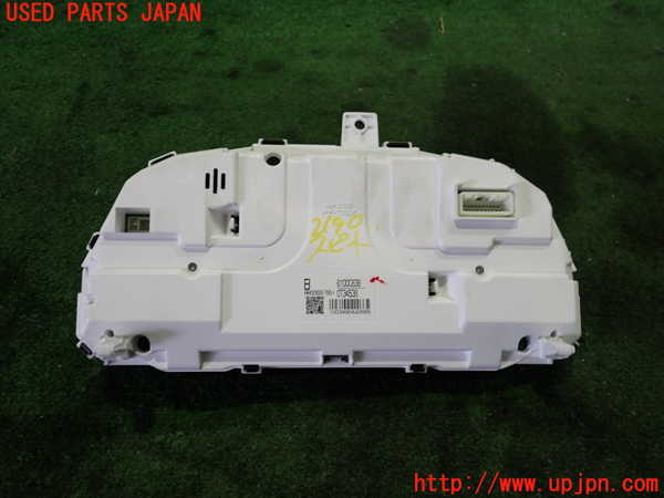 2UPJ-21906170]アウトランダーPHEV(GG3W)スピードメーター 中古_m0002.jpg