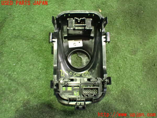 2UPJ-21906307]アウトランダーPHEV(GG3W)スイッチ2 (SAVE CHRG、EV) 中古_m0002.jpg