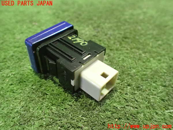 2UPJ-21906312]アウトランダーPHEV(GG3W)スイッチ7 (SPORT) 中古_m0002.jpg