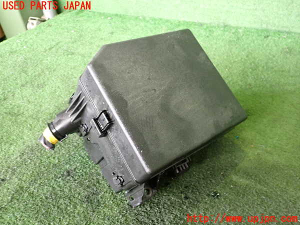 2UPJ-21906741]アウトランダーPHEV(GG3W)ヒューズボックス1 中古_m0001.jpg
