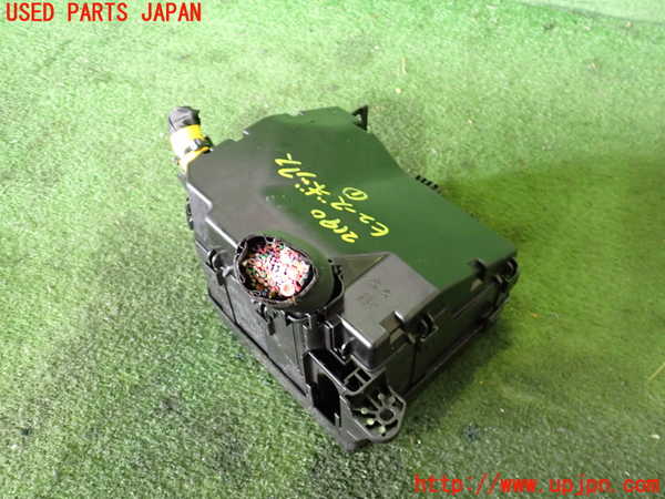 2UPJ-21906741]アウトランダーPHEV(GG3W)ヒューズボックス1 中古_m0002.jpg