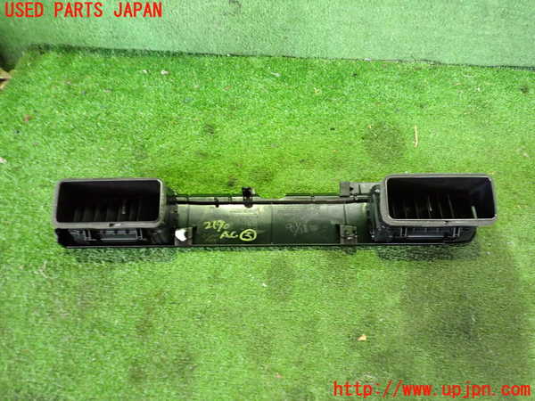 2UPJ-21907528]アウトランダーPHEV(GG3W)エアコン吹き出し口3 (左) 中古_m0002.jpg
