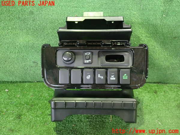 2UPJ-21907549]アウトランダーPHEV(GG3W)コンソール 中古_m0001.jpg