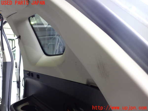 2UPJ-21907675]アウトランダーPHEV(GG3W)右リアピラートリム 中古_m0003.jpg