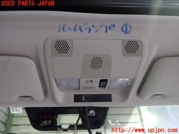 2UPJ-21906411]アウトランダーPHEV(GG3W)ルームランプ1 (1列目天井) 中古_m0001.jpg