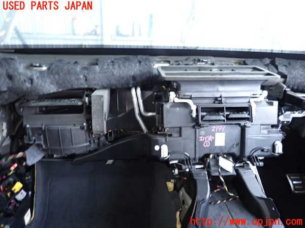 2UPJ-21916081]アウディ・A7 スポーツバック(4GCREC)エバポレーター1 中古_m0001.jpg
