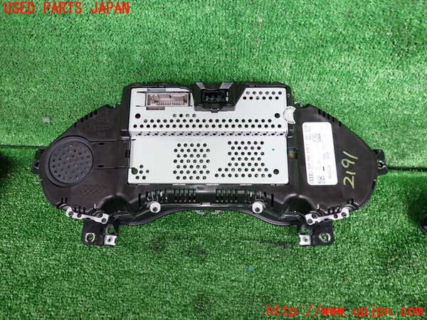 2UPJ-21916170]アウディ・A7 スポーツバック(4GCREC)スピードメーター 中古_m0002.jpg