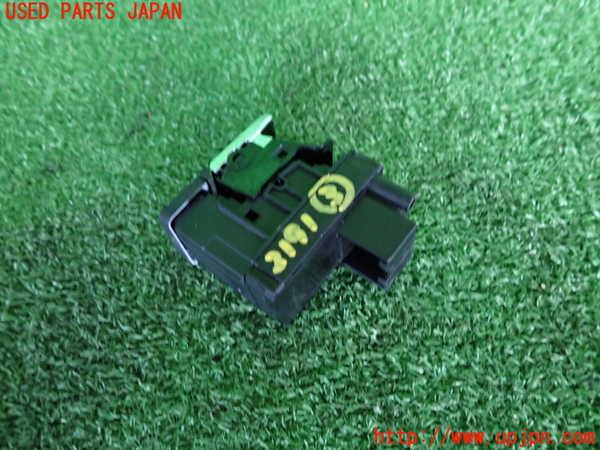 2UPJ-21916308]アウディ・A7 スポーツバック(4GCREC)スイッチ3 (電動パーキング) 中古_m0002.jpg