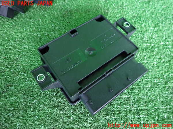 2UPJ-21916148]アウディ・A7 スポーツバック(4GCREC)コンピューター3 中古_m0002.jpg