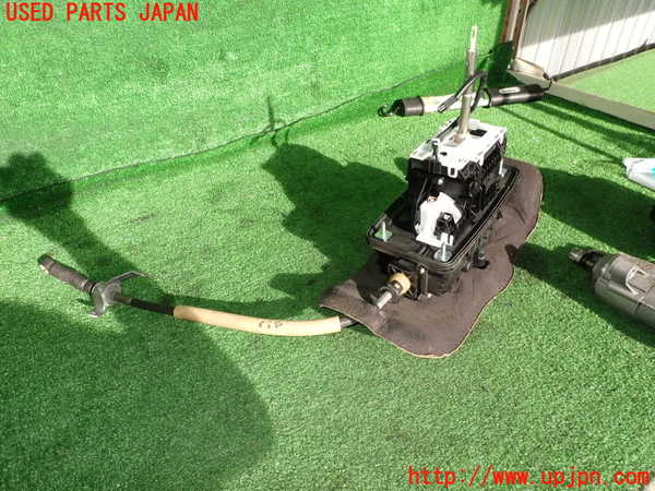 2UPJ-21917555]アウディ・A7 スポーツバック(4GCREC)ATシフトレバー 中古_m0003.jpg