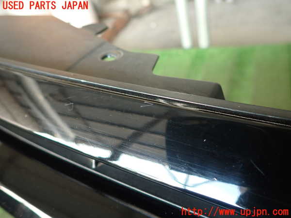 2UPJ-21921050]VW シロッコ(13CAV)ラジエターグリル 中古_m0002.jpg