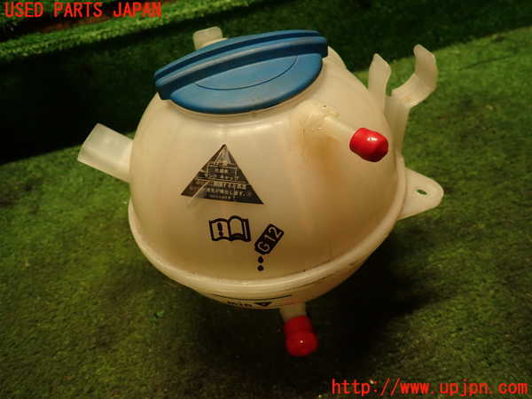 2UPJ-21922410]VW シロッコ(13CAV)ラジエータータンク 中古_m0001.jpg