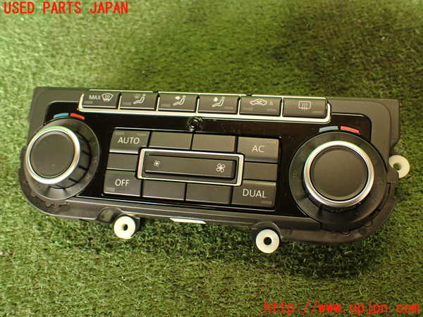 2UPJ-21926066]VW シロッコ(13CAV)エアコンスイッチ1 中古_m0001.jpg