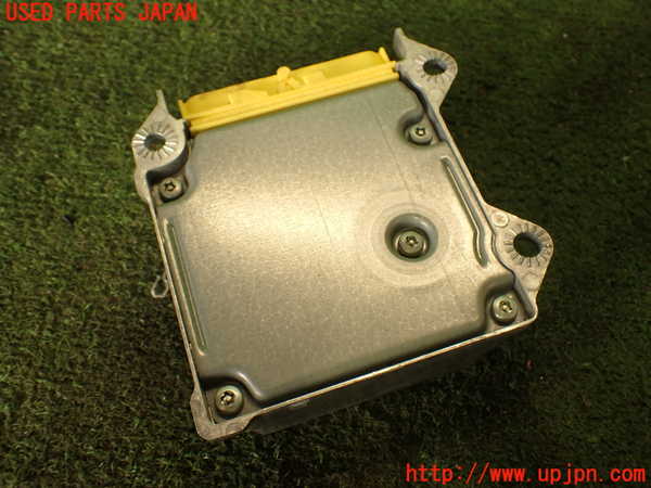 2UPJ-21926145]VW シロッコ(13CAV)エアバッグコンピューター 中古_m0002.jpg