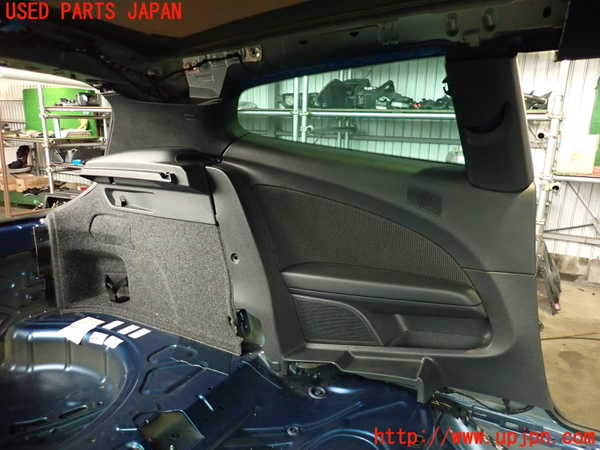 2UPJ-21927680]VW シロッコ(13CAV)左リアピラートリム 中古_m0001.jpg