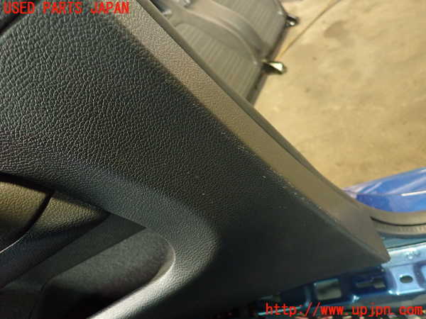 2UPJ-21927680]VW シロッコ(13CAV)左リアピラートリム 中古_m0002.jpg